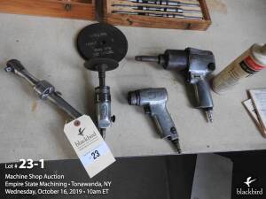 Lot of pneumatic tools