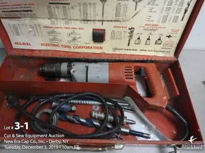 Milwaukee 1/2" hammer-drill with case