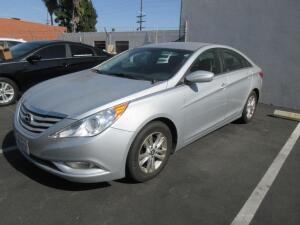 2013 GREY HYUNDAI SONATA GLS, POWER WINDOWS, CLOTH INTERIOR, 4-CYLINDERS, 114,088 MILES, VIN# 5NPEB4AC4DH773241, LIC# 7BTV797, (LOCATION: CHATSWORTH,