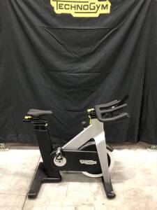 TECHNOGYM GROUP CYCLE CONNECT GREY DOM: 2018 MODEL: D92CBNE0-DM02NRA SN: D92CBNE018005855