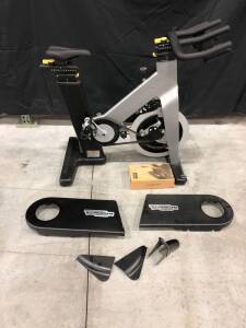 TECHNOGYM GROUP CYCLE CONNECT-GRAY DOM: 2017 MODEL: D92CBNE0-DM02NR SN: D92CBNE017000323