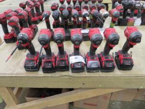 LOT OF 7 MILWAUKEE ELECTRIC DRILLS 18V W/ 2 CHARGERS ( 4650 OAKLEYS LN HENRICO, VA 23231)