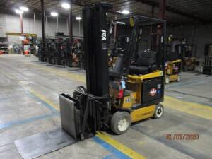 Yale Electric Forklift (W93) Double Mast, Side Shift, Scoop Reach Attachment 35" x 28", Approx. Height Reach 216", 2,500lb Capacity, Approx. 27,564 Hours, M/N ERC030AHN48TE094 S/N C814N02192E