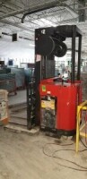 RAYMOND electric stand-up forklift mod. 20R30TT