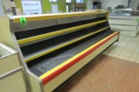 2001 Pr&eacute;sentoir r&eacute;frig&eacute;r&eacute; ARNEG, Mod. PV03-1 12", 12' Tablettes assorties. Compresseur &agrave; distance