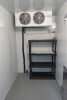 Chambre froide et de r&eacute;frig&eacute;ration d&eacute;montable, 8' x 14', 2 portes d&rsquo;acc&egrave;s, &Eacute;vaporateur de la chambre froide double h&eacute;lices "Kool-
Air", &Eacute;vaporateur de la chambre de cong&eacute;lation double, h&eacute;lices "KeepRite", Plancher dans la chambre de cong&eacute;lation, Compresse - 2