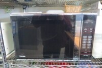 TOSHIBA Micro-ondes