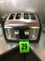 Grille-pain 4-Tranches BLACK & DECKER