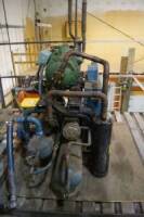 Refroidisseur/condensateur horizontal, 10 tonnes, "Dunham-Bush", 3 h.p.,550, volts / 3 phases, Mod. : PCA15H, Ser. : 6757,