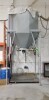 R&eacute;servoir conique en acier pour r&eacute;sine, Sur structure en acier