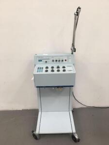 Hamilton Medical Amadeus FT Ventilator *Running Hours 18039 with Hoses (Powers Up)