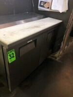 TRUE Solid Door Sandwich/Salad Unit mod. TSSU-48-12 S/N: 8093383