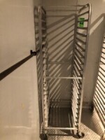 20-rack pastry shelf on casters