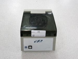 COLE PARMER BENCH-TOP CENTRIFUGE, CAPACITY: 6 TUBE