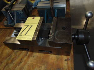 MACHINE VISE, 6"