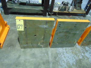 LOT OF RIGHT ANGLE PLATES (2), 18" W. x 22" ht. x 18" dp.