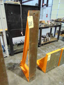 RIGHT ANGLE PLATE, 7" W. x 55" ht. x 24" dp.