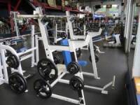 Press Behind the Neck Body Master w/ (1) 45lb Olympic Bar, (4) 45lb YRC, (4) 10lb YRC, (4) 5lb YRC, (2) 2.5lb YRC
