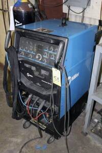 WELDING MACHINE, MILLER MDL. SYNCROWAVE 250DX, S/N LJ2301174