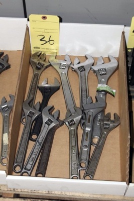 LOT OF CRESCENT WRENCHES