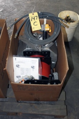 PNEUMATIC LOAD BALANCING HOIST, KNIGHT INDUSTRIES 225 LB. CAP. MDL. KBA225-110