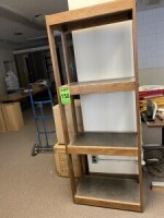 Etag&egrave;re en bois