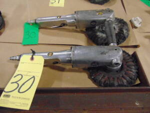 LOT OF PNEUMATIC RIGHT ANGLE GRINDERS (2), 7"