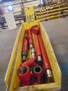 LOT OF HYDRAULIC JACK EXTENSIONS (in one box)