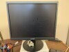 (2) Moniteurs 16" SONY - 2