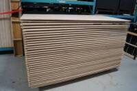 8' X 4' Plywood With Rubber Stoppers (60)