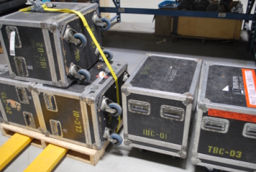 Lot (5) 18"x25" Rolling Case