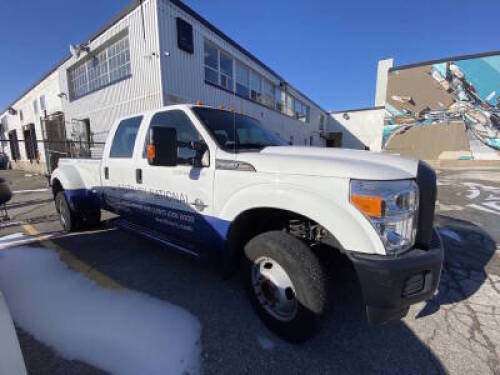 2015 Ford F350 Super Duty Truck (White/Westbury Wrap)