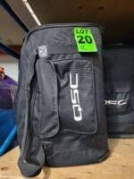 Haut-parleur actif QSC K12 1KW portable et l&eacute;ger, s/n GDF543281 avec sac de transport et c&acirc;bles