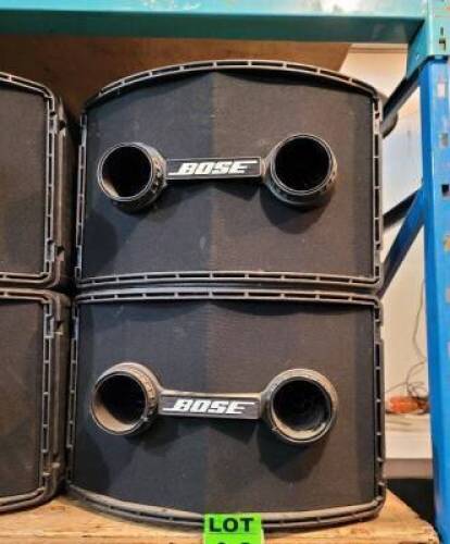 Lot de (2) BOSE 802 Series II haut parleurs au sol