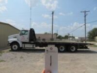 (2006) Sterling mod. LT9500, 3-Axle Rollback Truck