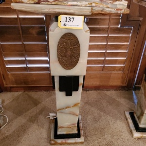 ONYX DECO STYLE DISPLAY PEDESTAL (21X39)