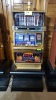 GOLDEN NUGGET $.25 SLOT MACHINE WITH SLOT BASE