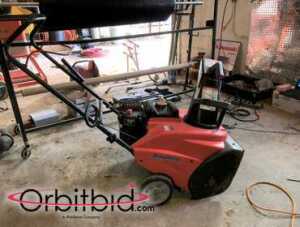 (1) Simplicity, model 1022, 22" gas powered, walk-behind snow blower with a Briggs & Stratton 950...