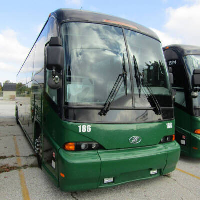 2006 MCI J4500 56-Passenger Charter Bus - Dual Axle, VIN 2MG3JMEA0BW63725, 635,002 Miles (Bus 186), Located In: Indianapolis, IN