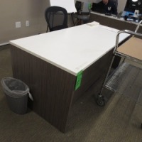 Maverick desk and chair