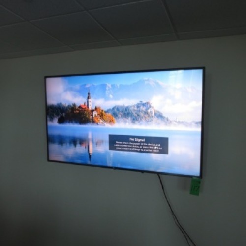 75" LG flat screen tv