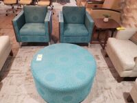 (2) Arm Chairs w/Ottoman & End Table (4 Pc) (Set)