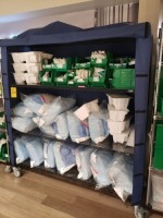 Metro Rack w/Contents (Lot)