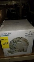 Mikasa 16 Piece Set Bone China #5202644