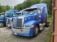 2018 Western Star 5700EX Tandem Axle Tractor, Sleeper Cab Mid Roof, Diesel, Eaton Fuller 18-Speed, Manual Transmission, Miles: 546,594, Vin: 5KJJBHDR3KLKD9533 (EF25)