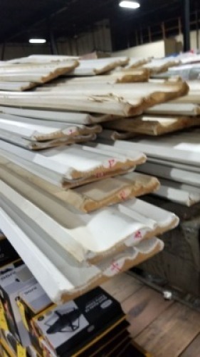 Primed MDF Crown Moulding 4 1/4" x 16" (90 Pcs) (As Is) (LF) Items must be paid for & removed by 4:00 PM on Friday, October 6, 2023. No Exceptions!