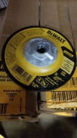 DeWalt 4 1/2" x 1/4" x 5/8" - 11 Metal Cutting / Grinding Disc 6 (10) (Pieces)