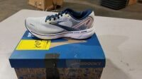 Brooks Men's Ghost 14 Sneakers Size 9 (Pair)