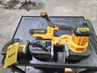 DeWalt 20V Bandsaw w/Battery & Charger