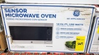 G.E. Microwave Oven (S.S. & Black) 1.6 cu ft